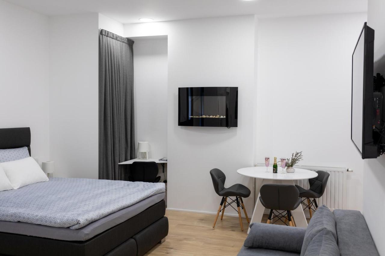 City Center Main Square Apartments Zagreb Exterior foto