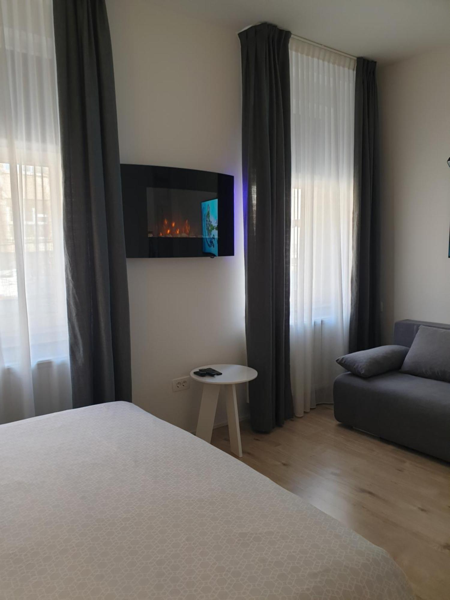 City Center Main Square Apartments Zagreb Exterior foto