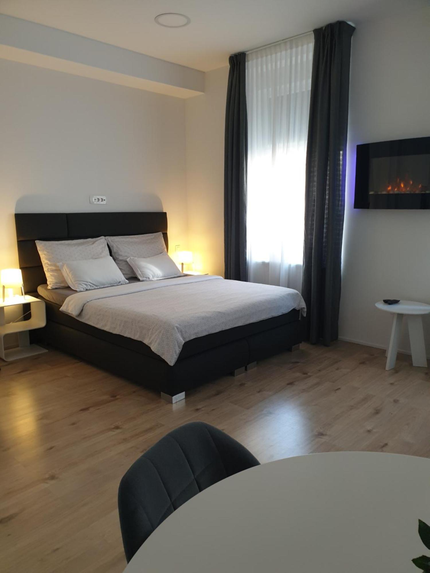 City Center Main Square Apartments Zagreb Exterior foto